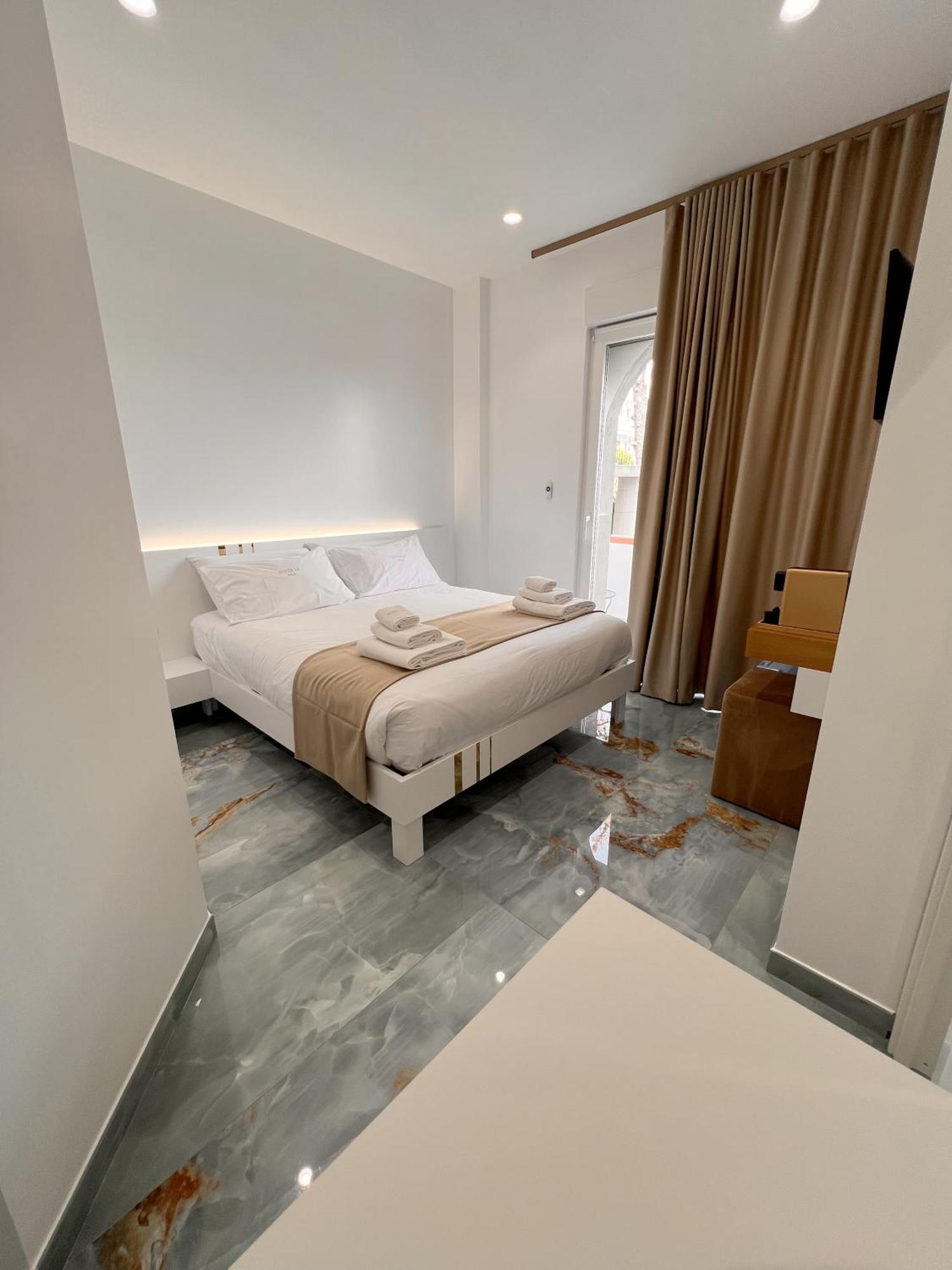 Suite 14 Scalea Eksteriør bilde